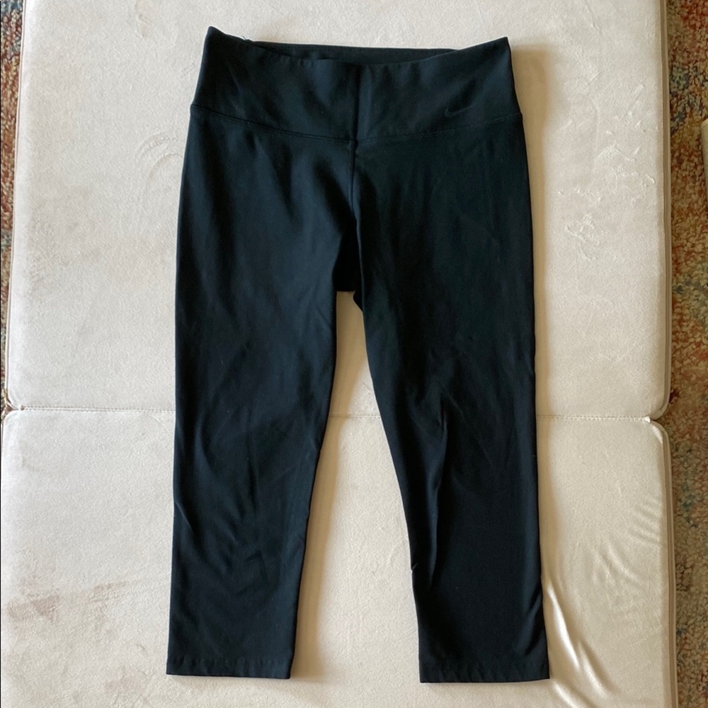 Nike cropped leggings